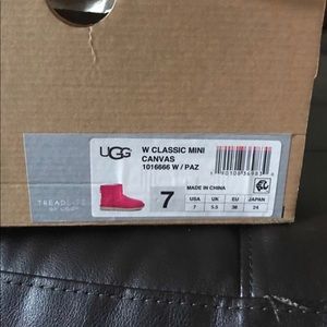 Girls Ugg boots